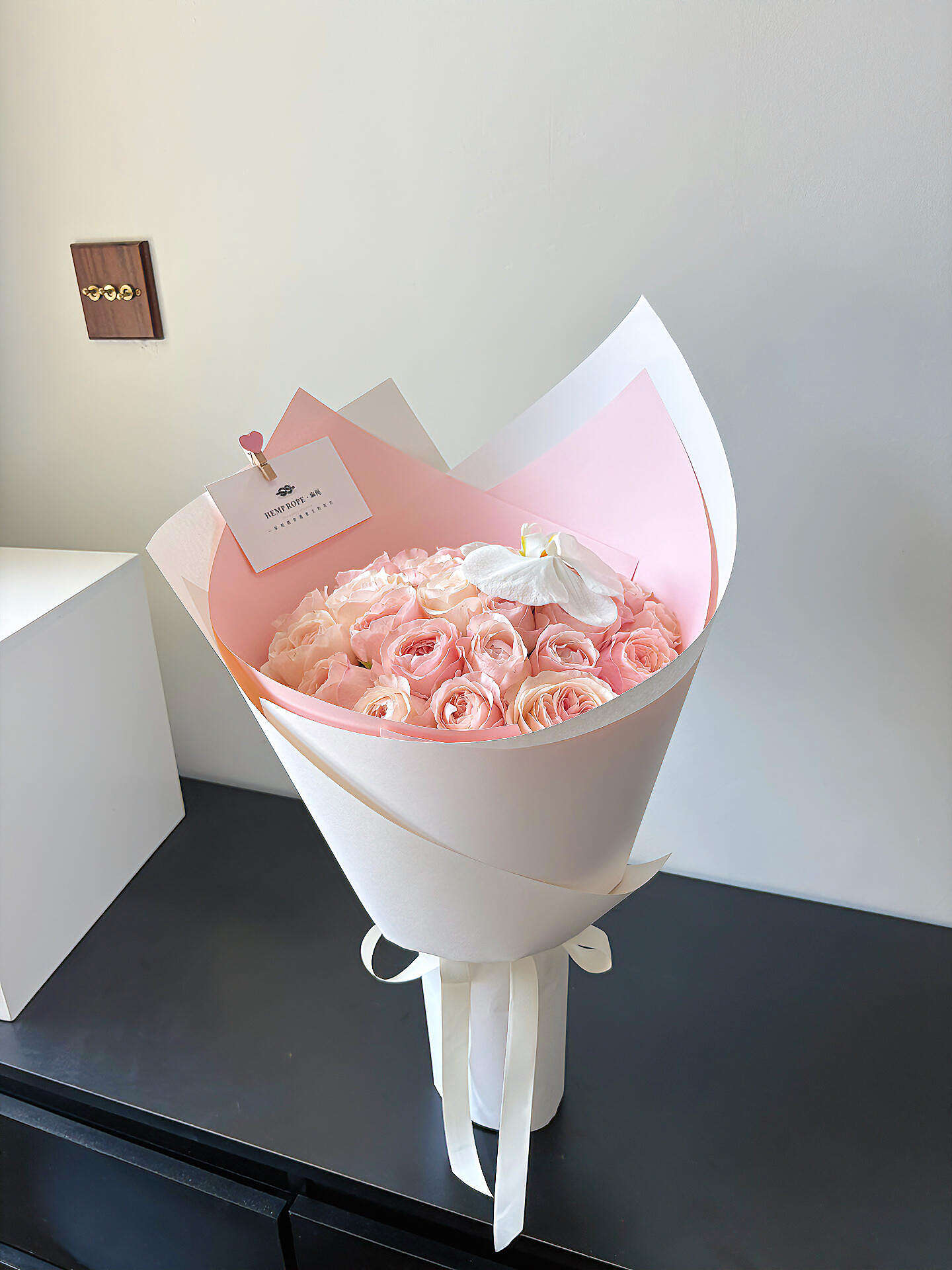 淺粉玫瑰花束實拍